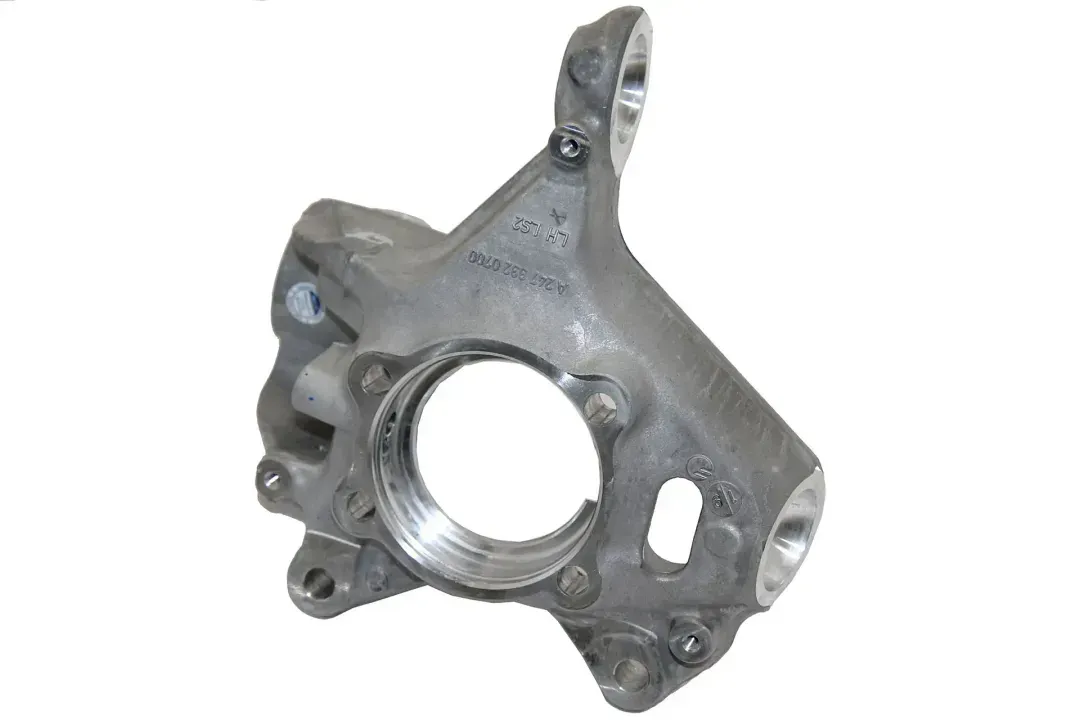 a2473320700   steering knuckle